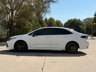 2022 Toyota Corolla XII (E210) Рестайлинг, белый, 1500000 рублей, вид 4