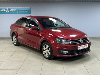 2017 Volkswagen Polo V Рестайлинг, красный, 1150000 рублей, вид 3