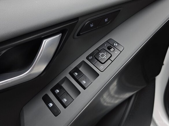 2023 Kia Niro II, белый, 2098000 рублей - вид 15