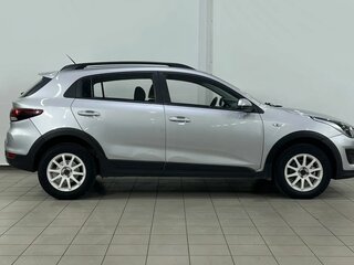 2020 Kia Rio X-Line IV, серебристый, 1089000 рублей, вид 4