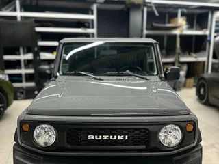 2023 Suzuki Jimny Sierra IV, серый, 2800000 рублей, вид 2