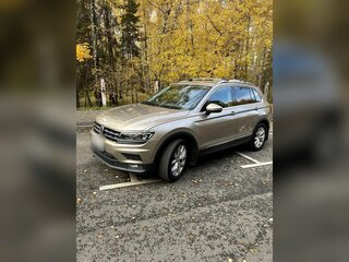 2020 Volkswagen Tiguan II, коричневый, 2790000 рублей, вид 2