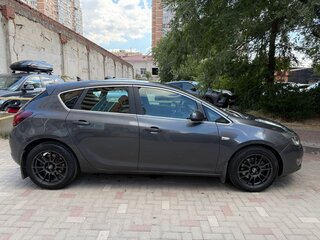 2011 Opel Astra J, серый, 950000 рублей, вид 4