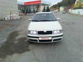 2008 Skoda Octavia I (A4) Рестайлинг, белый, 295000 рублей, вид 4