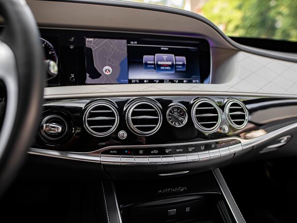 2016 Mercedes-Benz Maybach S-Класс 500 I (X222), чёрный, 12500000 рублей - вид 20