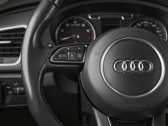 2014 Audi Q3 I (8U), белый - вид 10