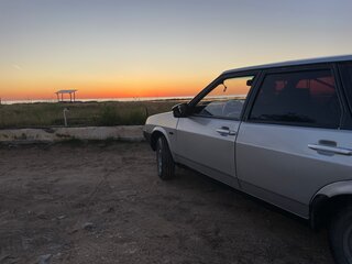 2003 Lada (ВАЗ) 21093i, серебристый, 150000 рублей, вид 3