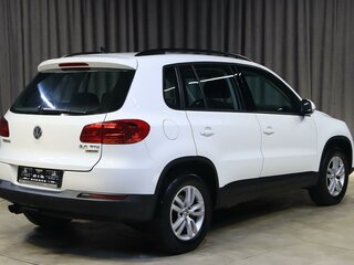 2015 Volkswagen Tiguan I Рестайлинг, белый, 1399000 рублей, вид 2
