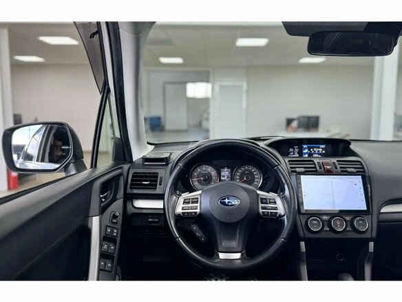 2013 Subaru Forester IV, белый, 1599000 рублей - вид 11