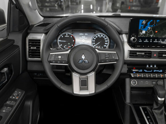 2025 Mitsubishi L200 VI, белый - вид 9
