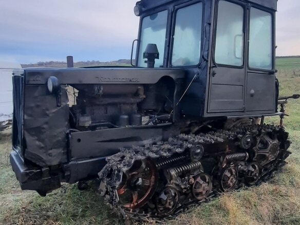 1995 ВгТЗ ДТ-75/ДЗ-42, чёрный, 350000 рублей - вид 2