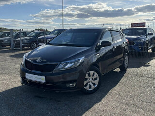 2016 Kia Rio III Рестайлинг, коричневый, 1135000 рублей, вид 3