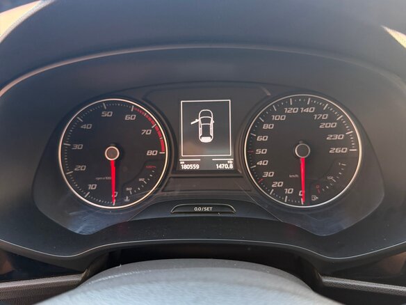 2014 SEAT Leon III, чёрный, 780000 рублей - вид 8