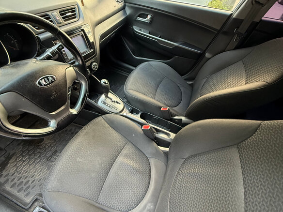 2015 Kia Rio III Рестайлинг, серый - вид 25