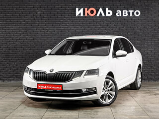 2018 Skoda Octavia III (A7) Рестайлинг, белый, 1900000 рублей, вид 1