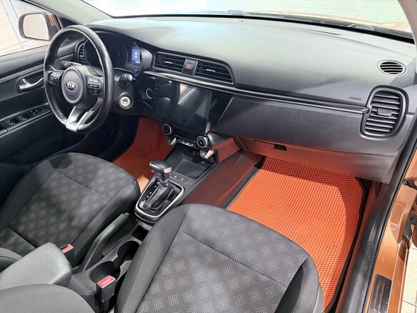 2017 Kia Rio IV, оранжевый - вид 14