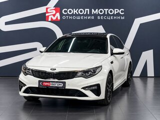 2018 Kia Optima IV Рестайлинг, белый, 2039900 рублей, вид 4