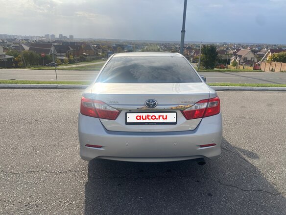 2013 Toyota Camry Japan Market VII (XV50), серебристый, 1550000 рублей