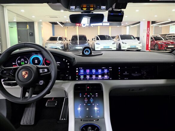 2026 Porsche Taycan 4 I Рестайлинг, серый - вид 9