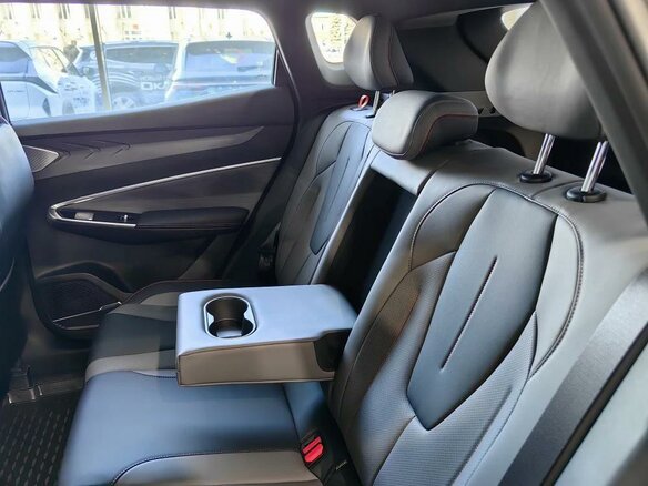2026 Geely Cityray, серый, 3204990 рублей - вид 15