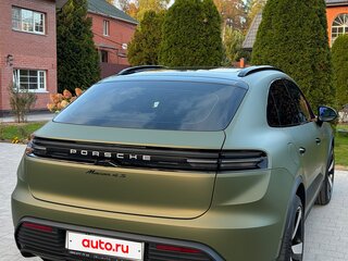 2025 Porsche Macan 4S II, зелёный, 8900000 рублей, вид 3