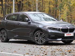 2021 BMW 1 серии 116d III (F40), серый, 1870000 рублей, вид 3
