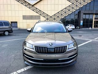 2022 Skoda Karoq I, бежевый, 1650000 рублей, вид 2
