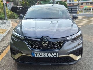 2025 Renault Arkana I Рестайлинг, серый, 2050000 рублей, вид 1