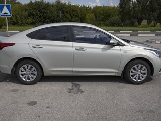 2018 Hyundai Solaris II, бежевый, 1199000 рублей, вид 4