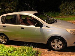 2008 Chevrolet Aveo I Рестайлинг, серебристый, 260000 рублей, вид 5