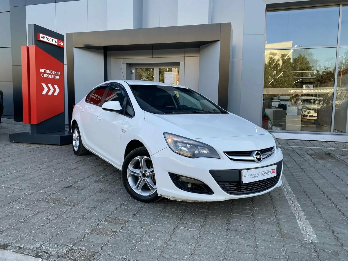 Открыть фотографии: Opel Astra J Рестайлинг