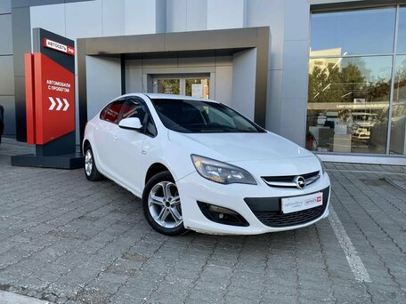 Opel Astra J Рестайлинг
