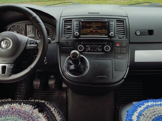 2009 Volkswagen Multivan T5 Рестайлинг, серебристый, 1800000 рублей, вид 5