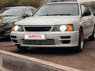 2001 Nissan Bluebird QG18 XI (U14), белый, 280000 рублей, вид 1