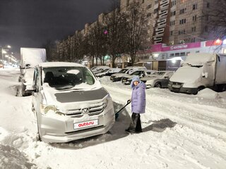 2012 Honda Stepwgn IV Рестайлинг, серебристый, 1700000 рублей, вид 1