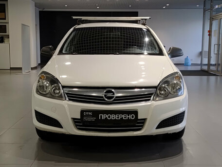 2012 Opel Astra H Рестайлинг, белый, 295000 рублей, вид 2