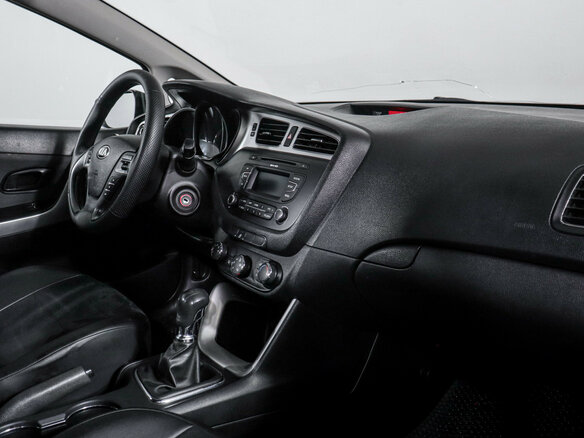 2015 Kia Ceed II, белый, 799000 рублей - вид 8
