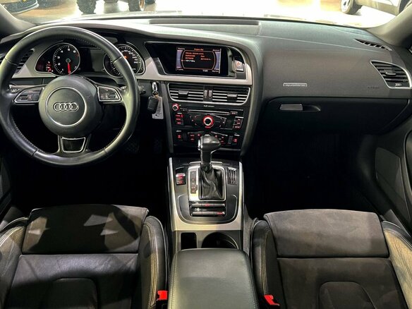 2012 Audi A5 I (8T) Рестайлинг, белый, 1600000 рублей - вид 25