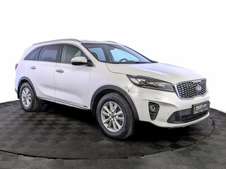 2019 Kia Sorento III Prime Рестайлинг, белый, 2850000 рублей, вид 3