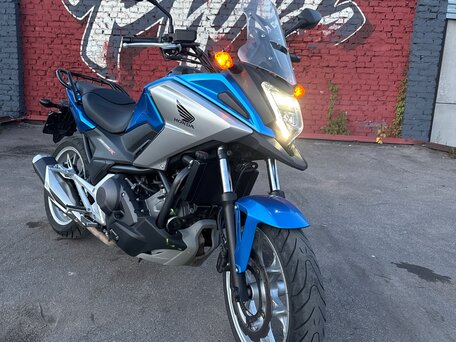 2017 Honda NC 750X, синий, 800000 рублей, вид 1