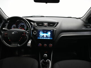 2016 Kia Rio III Рестайлинг, серебристый, 1045000 рублей, вид 5