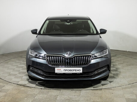2020 Skoda Superb III Рестайлинг, серый, 2726777 рублей, вид 2
