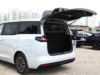 2026 Wuling Starlight 730, серебристый, 2430000 рублей, вид 5