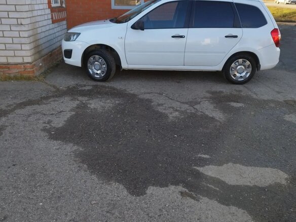2014 Lada (ВАЗ) Kalina II, белый, 350000 рублей - вид 4