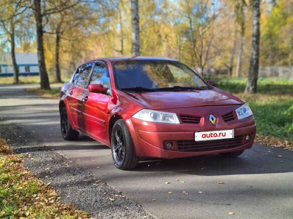 2007 Renault Megane II Рестайлинг, красный, 229000 рублей - вид 1