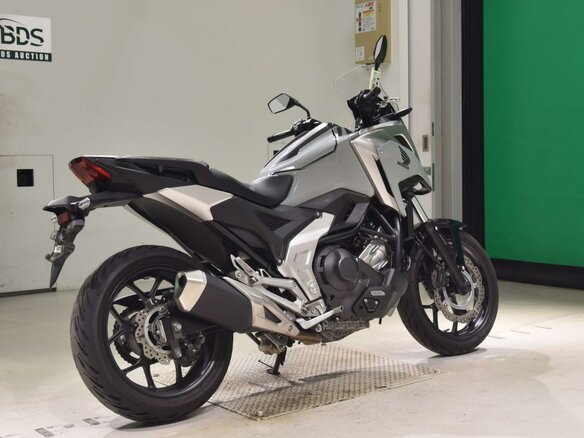 2024 Honda NC 750X, серый - вид 4