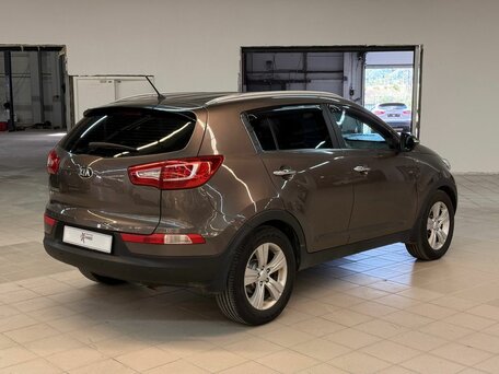 2013 Kia Sportage III, коричневый, 1315000 рублей, вид 5