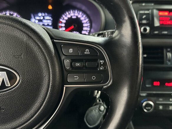 2017 Kia Optima IV, белый, 1430000 рублей - вид 15