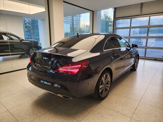 2017 Mercedes-Benz CLA 200 I (C117, X117) Рестайлинг, синий, 1540000 рублей, вид 4
