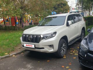2018 Toyota Land Cruiser Prado 150 Series Рестайлинг 2, белый, 5600000 рублей, вид 1